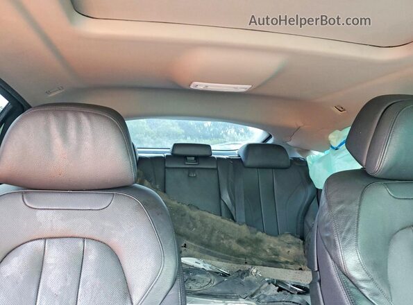 5UXKU2C56G0N83988 2016 BMW X6 White Вид задніх сидінь