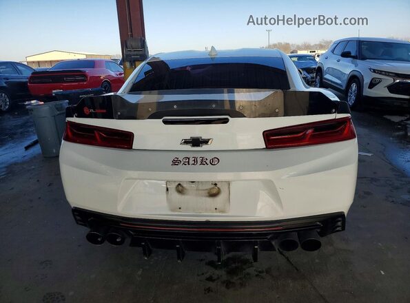 1G1FB1RS2G0132212 2016 CHEVROLET CAMARO White Front interior view