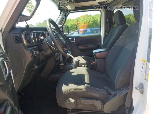 1C4HJXDG1JW104804 2018 JEEP WRANGLER White Widok deski rozdzielczej
