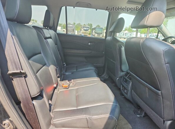 5FNYF6H85GB055232 2016 HONDA PILOT Черный Вид задней части салона