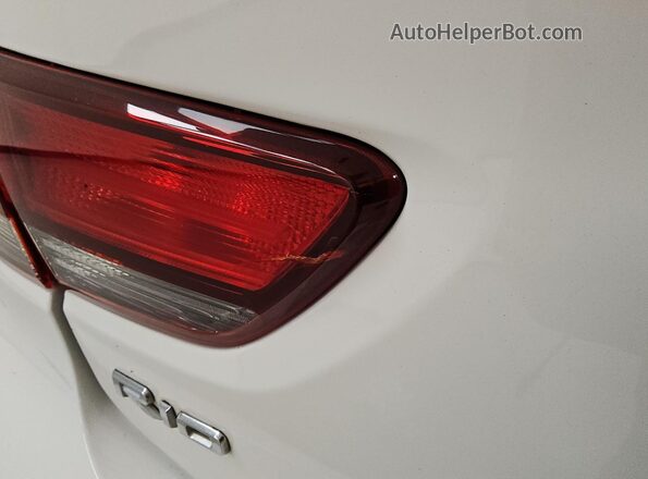 3KPA24AB5KE187963 2019 KIA RIO White 
