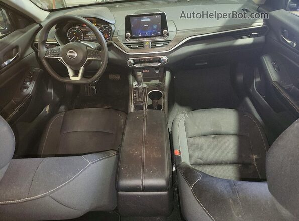 1N4BL4DVXRN431027 2024 NISSAN ALTIMA Purple Dashboard view