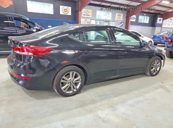 5NPD84LF0HH074924 2017 HYUNDAI ELANTRA Black Front right