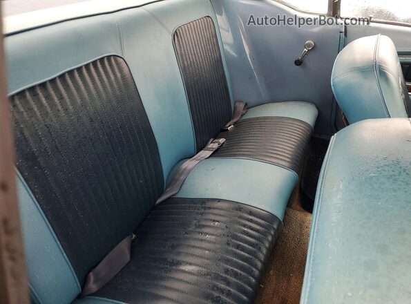 8T01T167983 1968 FORD MUSTANG Бирюзовый Вид задней части салона