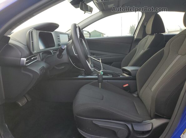 KMHLL4DG0SU033641 2025 HYUNDAI ELANTRA Blue Dashboard view