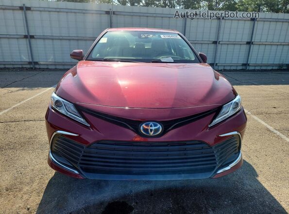 4T1F31AK7MU547266 2021 TOYOTA CAMRY Red Вид ззаду