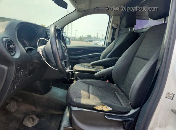 WD3PG2EA7K3590927 2019 MERCEDES-BENZ METRIS White Widok deski rozdzielczej
