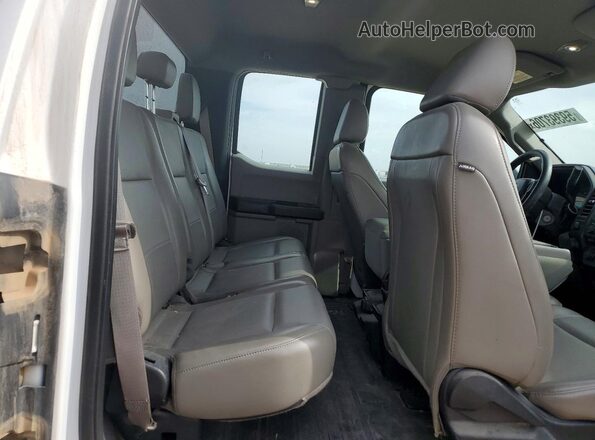 1FTEX1C57JKE51317 2018 FORD F150 White Սալոնի հետևի տեսք