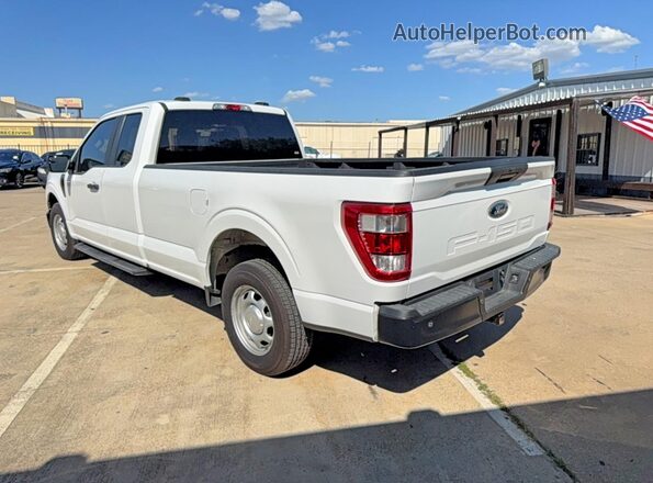 1FTEX1CP8NKD84332 2022 FORD F150 White Przód prawy