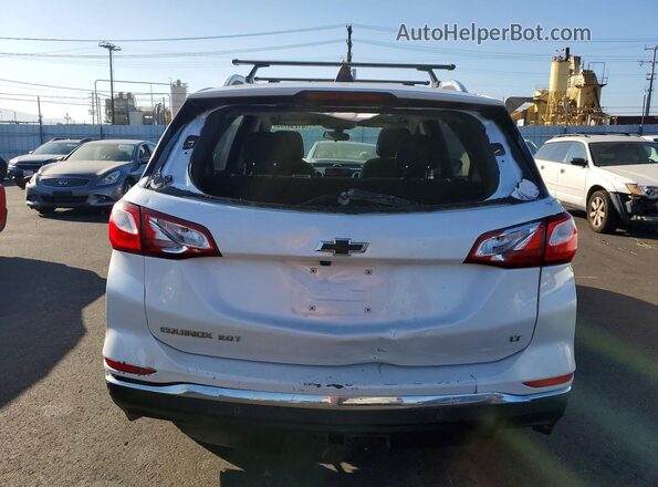 2GNAXKEX1J6315410 2018 CHEVROLET EQUINOX Белый Вид салона спереди