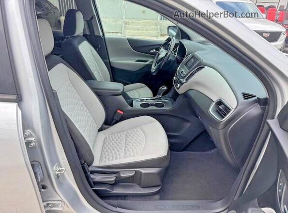 3GNAXHEV3LS731142 2020 CHEVROLET EQUINOX Silver წინა პანელის ხედი