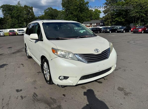5TDDZ3DC4HS159092 2017 TOYOTA SIENNA White Вид спереду