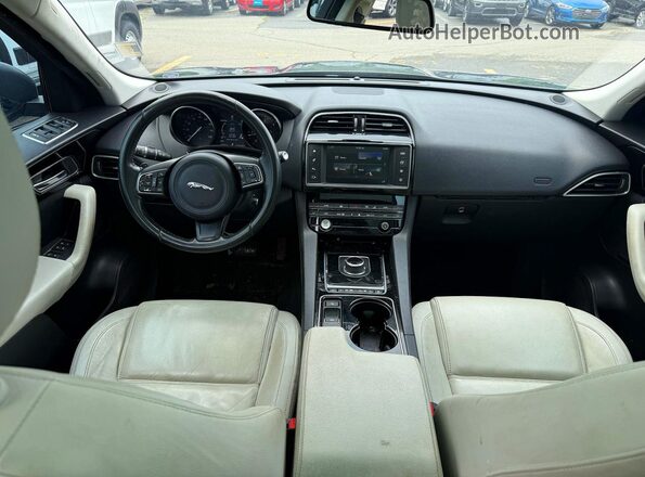 SADCK2BN0HA087453 2017 JAGUAR F-PACE Green Vista de los asientos traseros