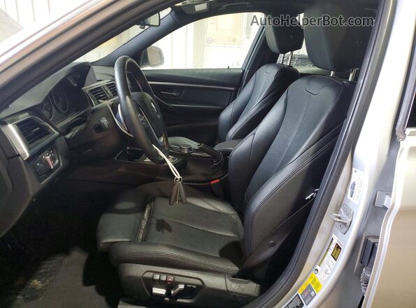 WBA8E1C50HK480443 2017 BMW 3 SERIES Silver Vista del salpicadero