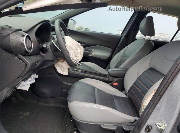 3N1CP5DV4PL489465 2023 NISSAN KICKS Silver წინა პანელის ხედი