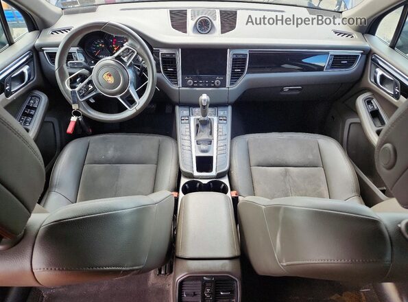 WP1AA2A55HLB00773 2017 PORSCHE MACAN Blue Widok zestawu wskaźników