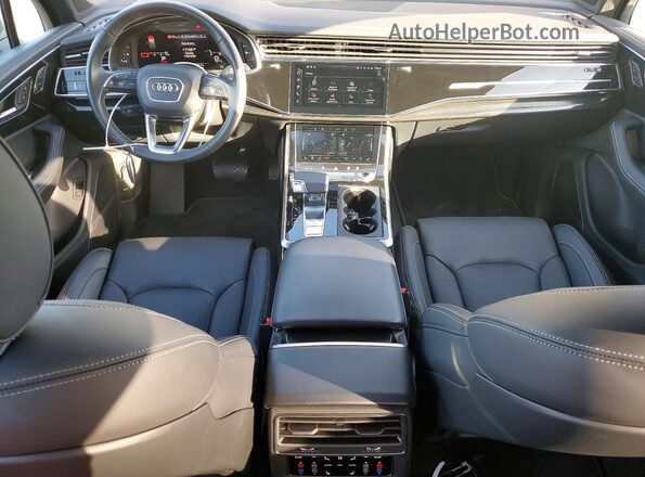 WA1VVBF78SD022700 2025 AUDI Q7 Tan ხელსაწყოთა პანელის ხედი