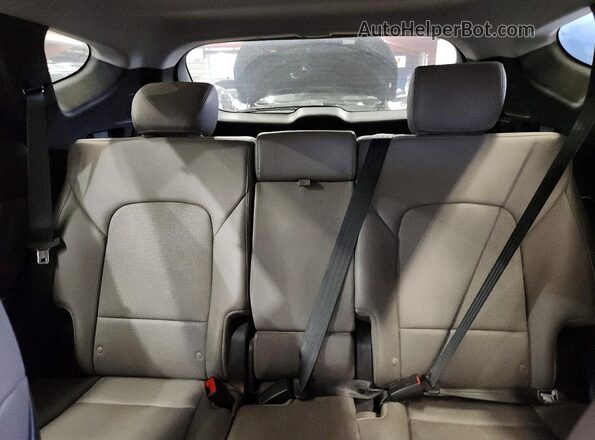 5NMZUDLB5JH066724 2018 HYUNDAI SANTA Black Vista interior trasera
