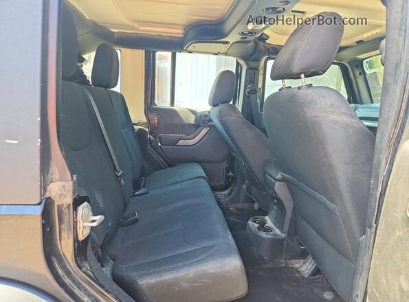 1C4BJWKG5JL892894 2018 JEEP WRANGLER Black Вид задньої частини салону