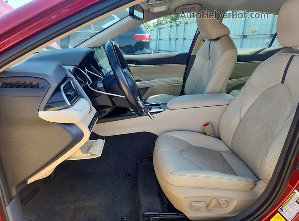 4T1F31AK7MU547266 2021 TOYOTA CAMRY Red Вид панелі приладів