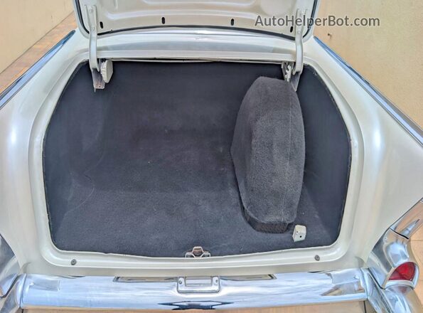 VC57K102611 1957 CHEVROLET BEL White Панорамний вид салону 360°