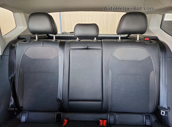 3VVUC7B24TM043615 2026 VOLKSWAGEN TAOS Black Widok wnętrza z tyłu