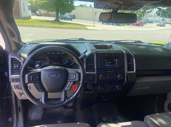 1FTEX1E87GFA81219 2016 FORD F150 Blue Widok tylnych siedzeń