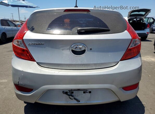KMHCT5AE2HU312025 2017 HYUNDAI ACCENT Silver Vista interior delantera