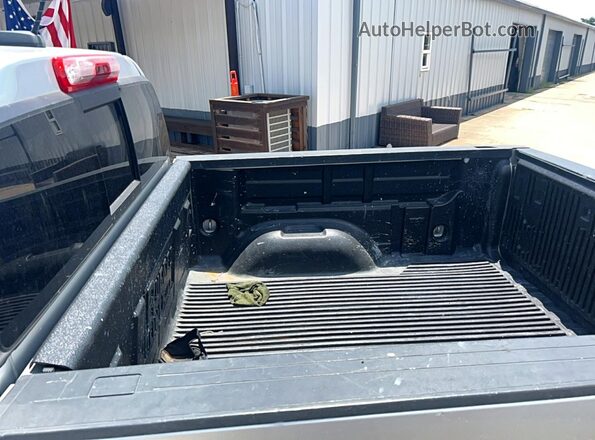 1GTG5CEN7J1221600 2018 GMC CANYON Silver Вид підкапотного простору