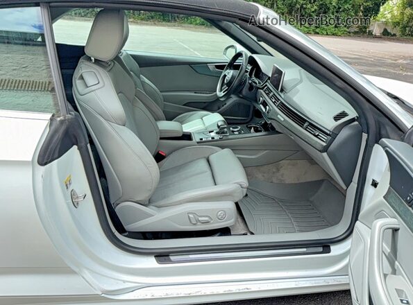WAUYNGF56JN013336 2018 AUDI A5 Белый Вид сзади