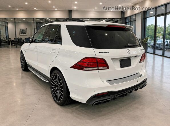 4JGDA7FB4GA806164 2016 MERCEDES-BENZ GLE-CLASS Белый Передняя правая четверть