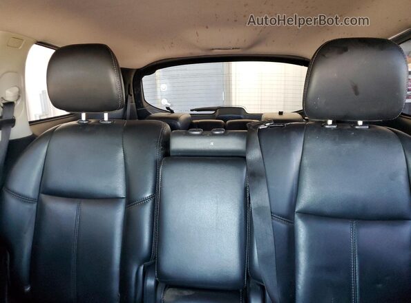 5N1DR2MMXHC601485 2017 NISSAN PATHFINDER Silver Սալոնի հետևի տեսք