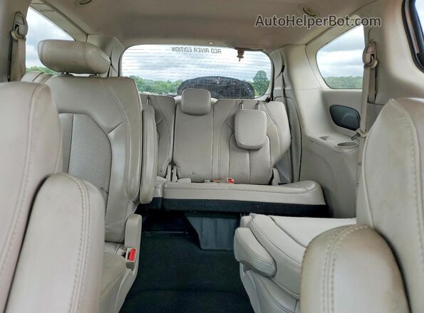 2C4RC1DG2MR538335 2021 CHRYSLER OTHER Silver Vista interior trasera