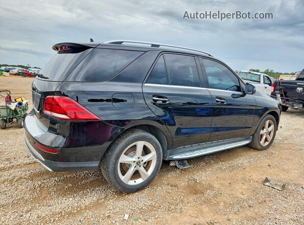 4JGDA5JB0HA964269 2017 MERCEDES-BENZ GLE-CLASS Черный Передняя правая четверть