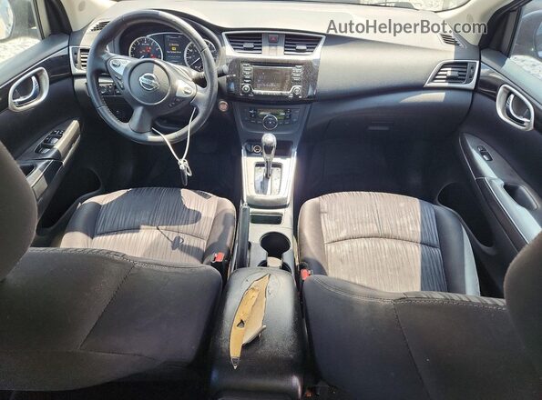 3N1AB7AP0JY267135 2018 NISSAN SENTRA Gray Vista del cuadro de instrumentos