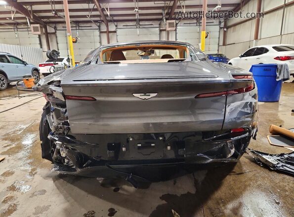SCFRMFAV2HGL02578 2017 ASTON MARTIN DB11 Серый Вид салона спереди