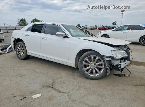 2C3CCAKG9JH250486 2018 CHRYSLER 300 Белый Вид спереди
