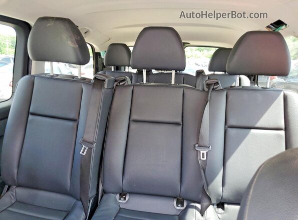 WD4PG2EE2J3363478 2018 MERCEDES-BENZ METRIS Black Rear interior view