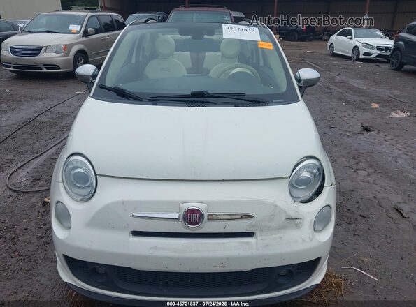 3C3CFFEH2JT533473 2018 FIAT 500C White Vista del cuadro de instrumentos
