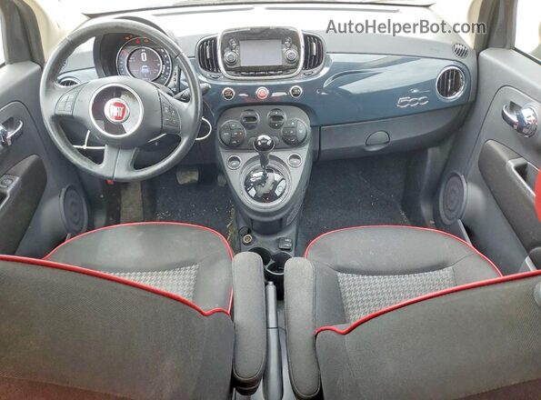 3C3CFFKR7HT508978 2017 FIAT 500 Blue Vista del salpicadero