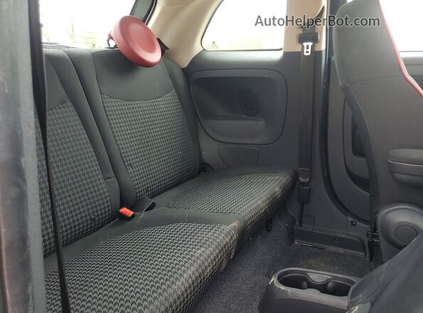 3C3CFFKR7HT508978 2017 FIAT 500 Blue Vista de los asientos traseros