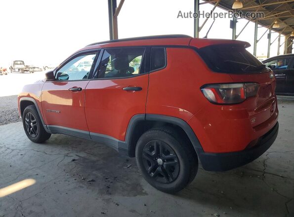 3C4NJCAB0JT123581 2018 JEEP COMPASS Orange Rear left