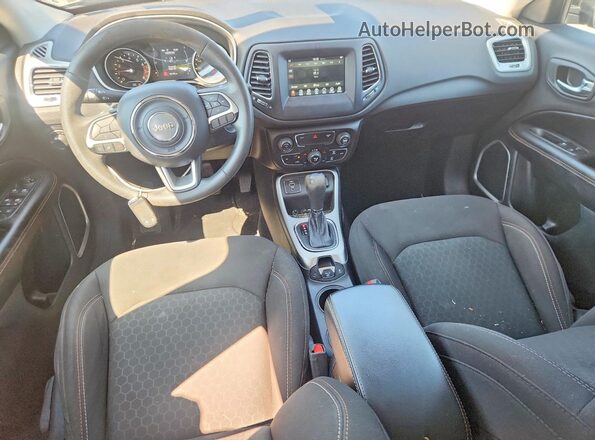 3C4NJCAB0MT570917 2021 JEEP COMPASS Black Dashboard view