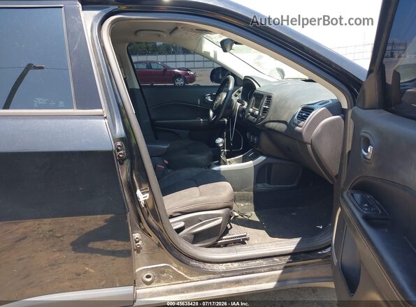 3C4NJCAB2JT124120 2018 JEEP COMPASS Black Вид салону спереду