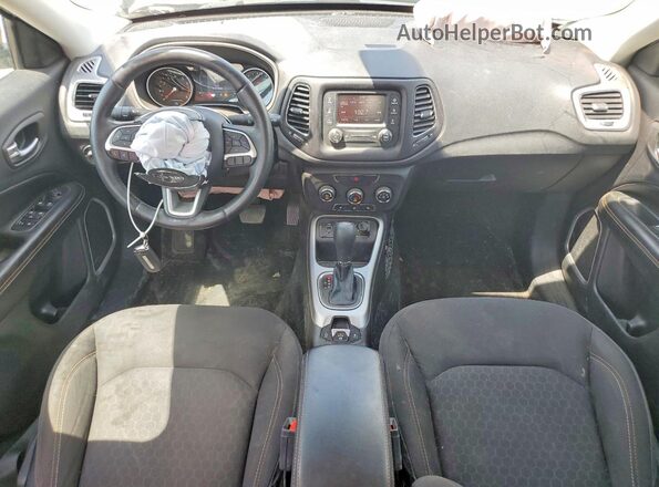 3C4NJCAB2JT369290 2018 JEEP COMPASS White Vista del salpicadero