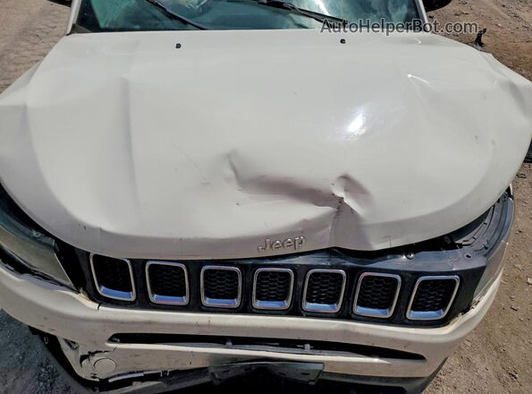 3C4NJCAB2JT369290 2018 JEEP COMPASS White Vista interior trasera