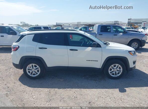 3C4NJCAB3JT374398 2018 JEEP COMPASS White 360 interior view