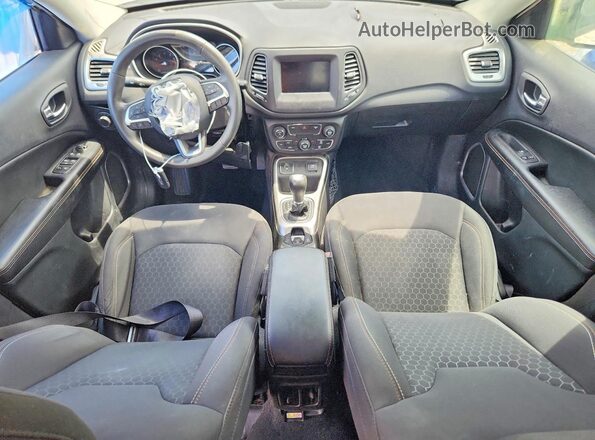3C4NJCAB3KT615197 2019 JEEP COMPASS White Առջևի վահանակի տեսք