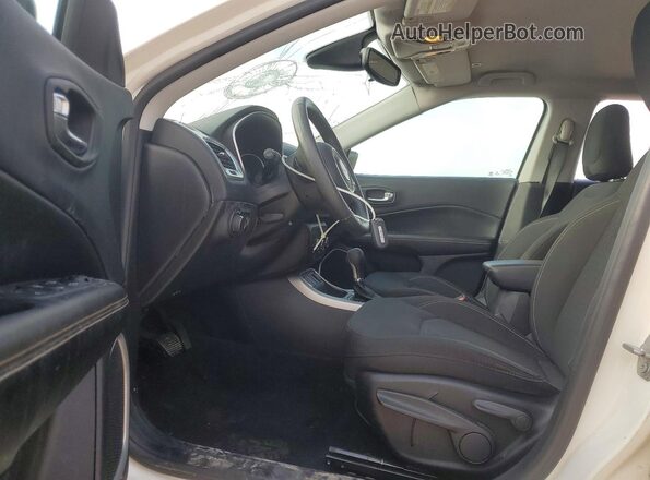 3C4NJCAB4JT328496 2018 JEEP COMPASS White Vista interior delantera