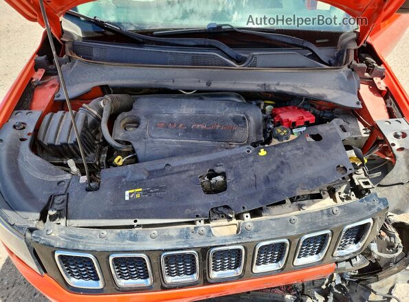 3C4NJCAB5MT576972 2021 JEEP COMPASS Orange Vista interior trasera